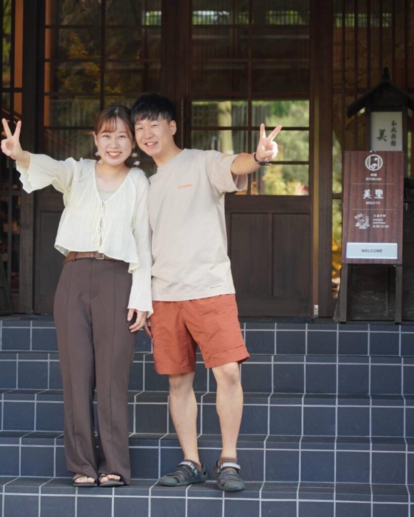 新婚さんの旦那様のお誕生ｯ!奥様からのサプライズケーキ 喜んで頂けて良かったです楽しい旅行にしてください若女将の実家と家が近所だったそうです笑またのご来館お待ちしております(*^^*)   スタッフဗီူ