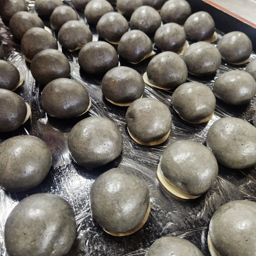 #くろかわ温泉饅頭